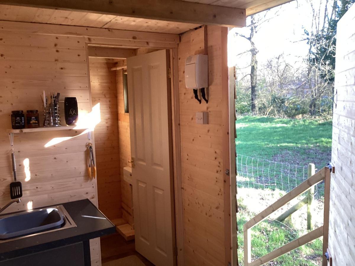 Vigo Retreat 1 *